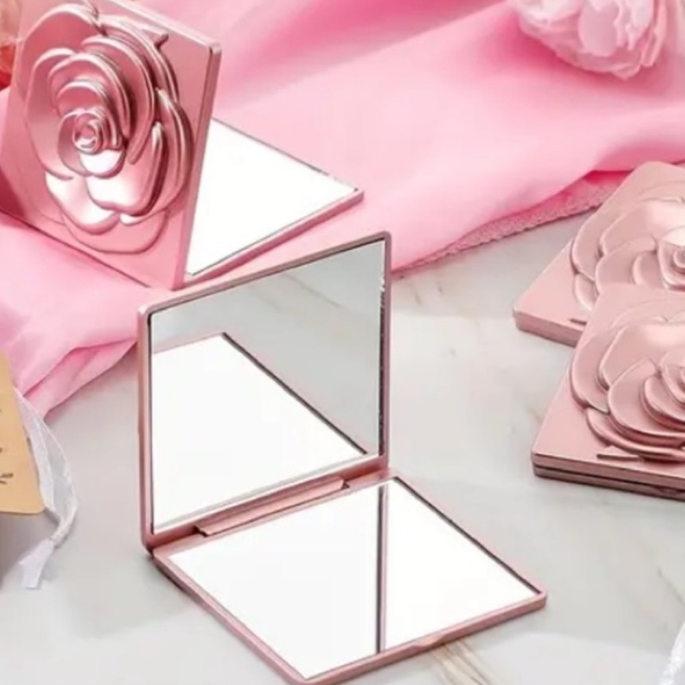 Rose Gold Compact Mirror - Picture 2 of 5